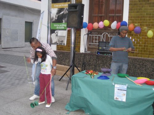 20100215142814735
