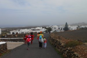 carrera-de-mascaritas-en-tinajo-a-beneficio-de-afol-010