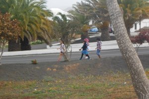 carrera-de-mascaritas-en-tinajo-a-beneficio-de-afol-011