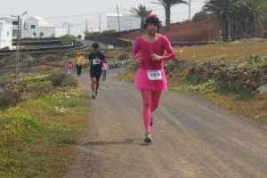 carrera-de-mascaritas-en-tinajo-a-beneficio-de-afol-017