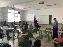 CHARLA CON EL 2º BACH DEL IES TINAJO: "CONOCE AFOL"