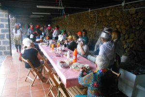 merienda-por-el-dia-de-la-mujer-2015-051-63
