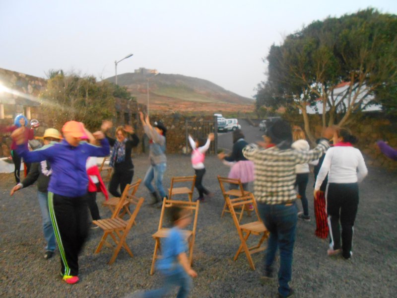 merienda-por-el-dia-de-la-mujer-2015-051-39