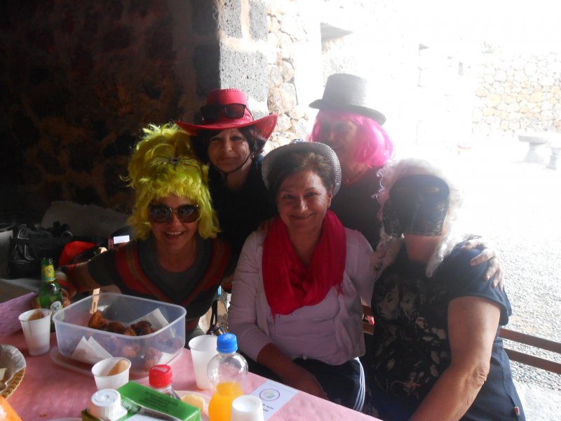 merienda-por-el-dia-de-la-mujer-2015-051-74