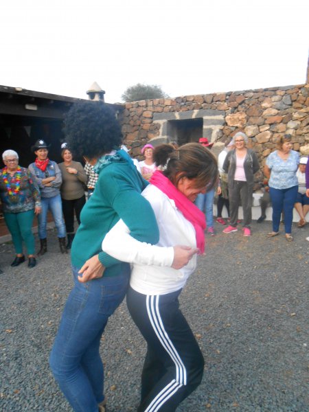 merienda-por-el-dia-de-la-mujer-2015-051-82