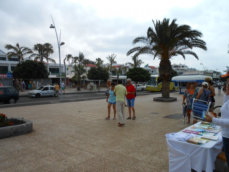 prevencion-contra-el-cancer-de-piel-en-puerto-del-carmen-012
